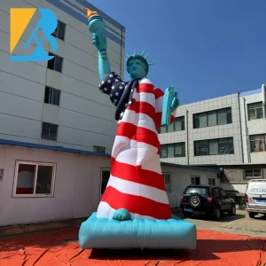Giant-Blow-up-American-Statue-of-Liberty-Figure-1
